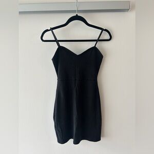 Aritzia Sunday Best Sweetheart Dress